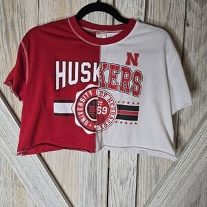 Huskers Split-Panel Cropped Tee - Red & White